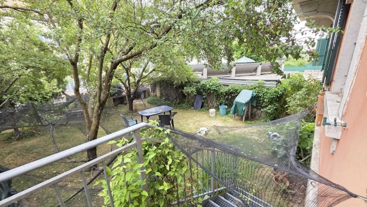 MAGNIFICA ABITAZIONE CON GIARDINO E CAMINO - Foto 11 di 12