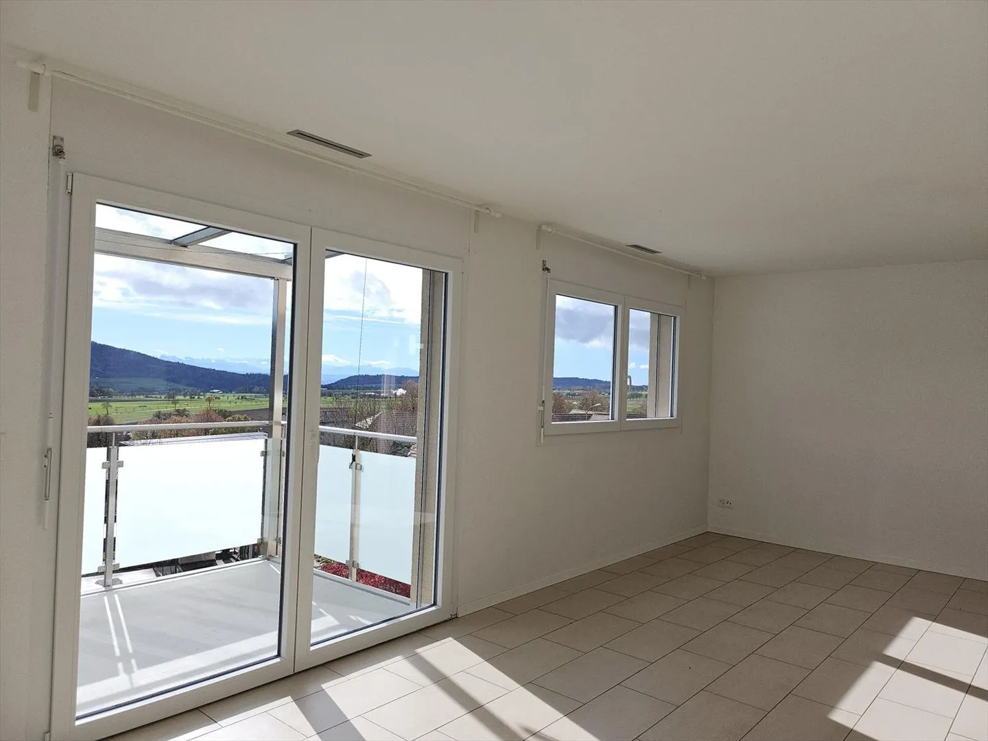 Appartamento di 4,5 locali con balcone - Foto 4 di 13