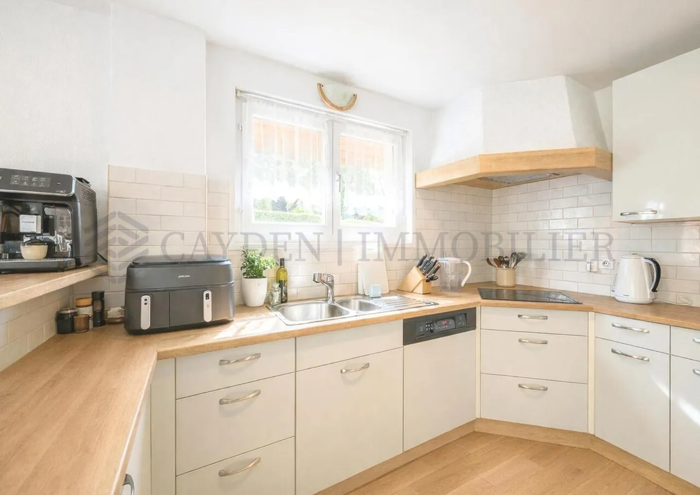 Exclusivity!! Pleasant 6-room villa - Photo 2 of 10