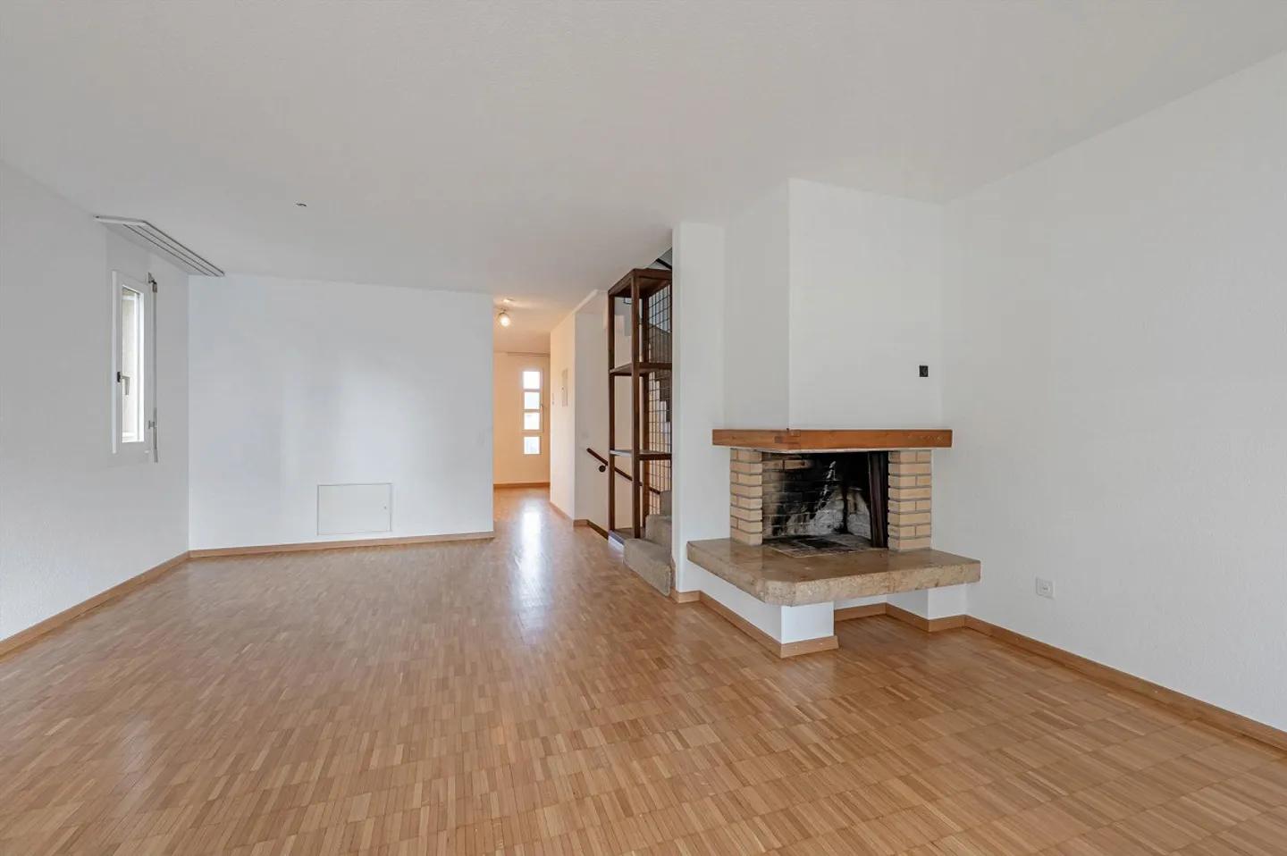 Maisonette de 4,5 pièces avec terrasse sur le toit - Photo 5 sur 12