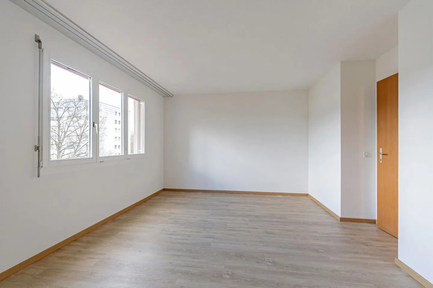 Maisonette de 4,5 pièces avec terrasse sur le toit - Photo 8 sur 12