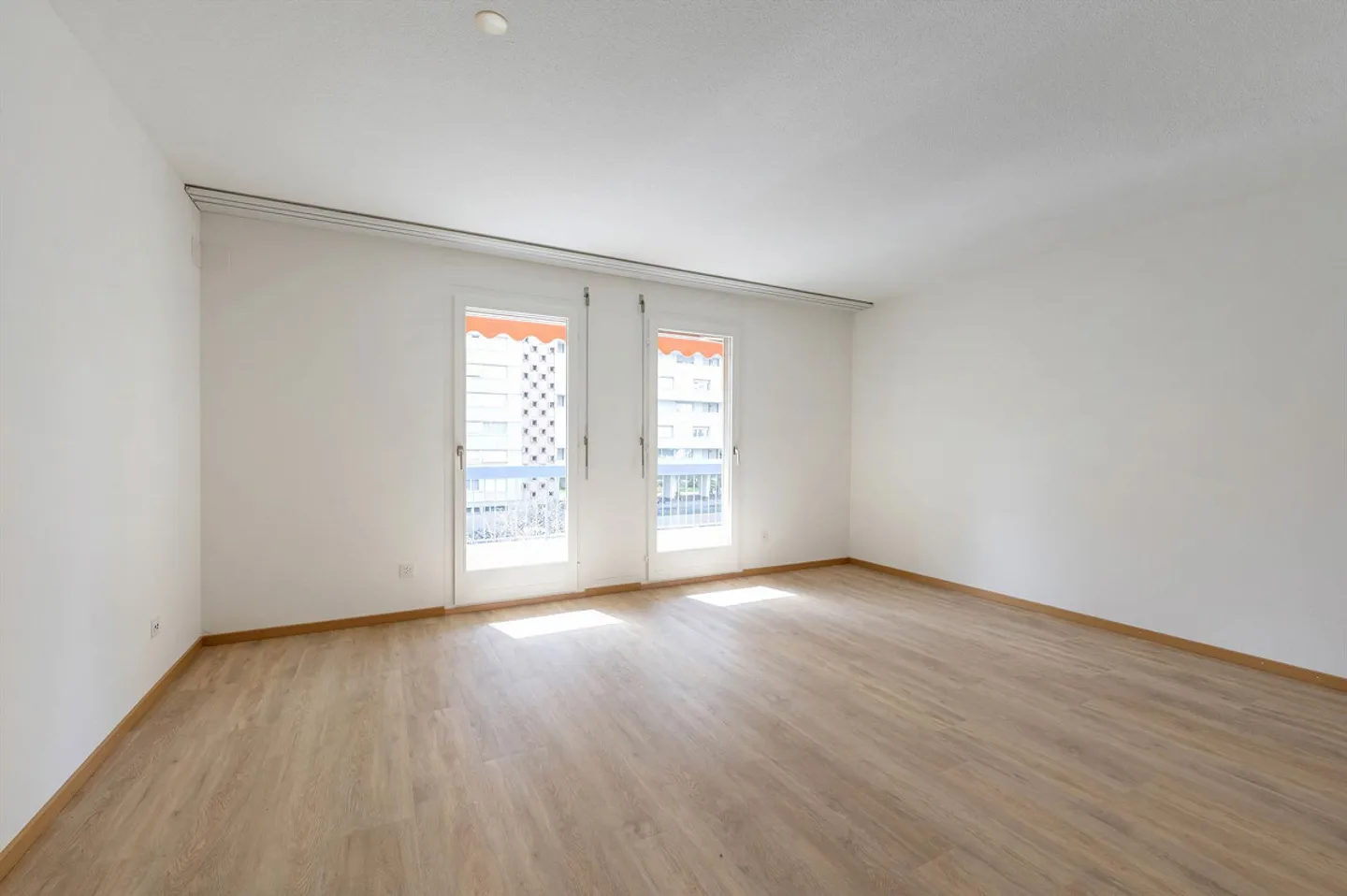 Maisonette de 4,5 pièces avec terrasse sur le toit - Photo 9 sur 12