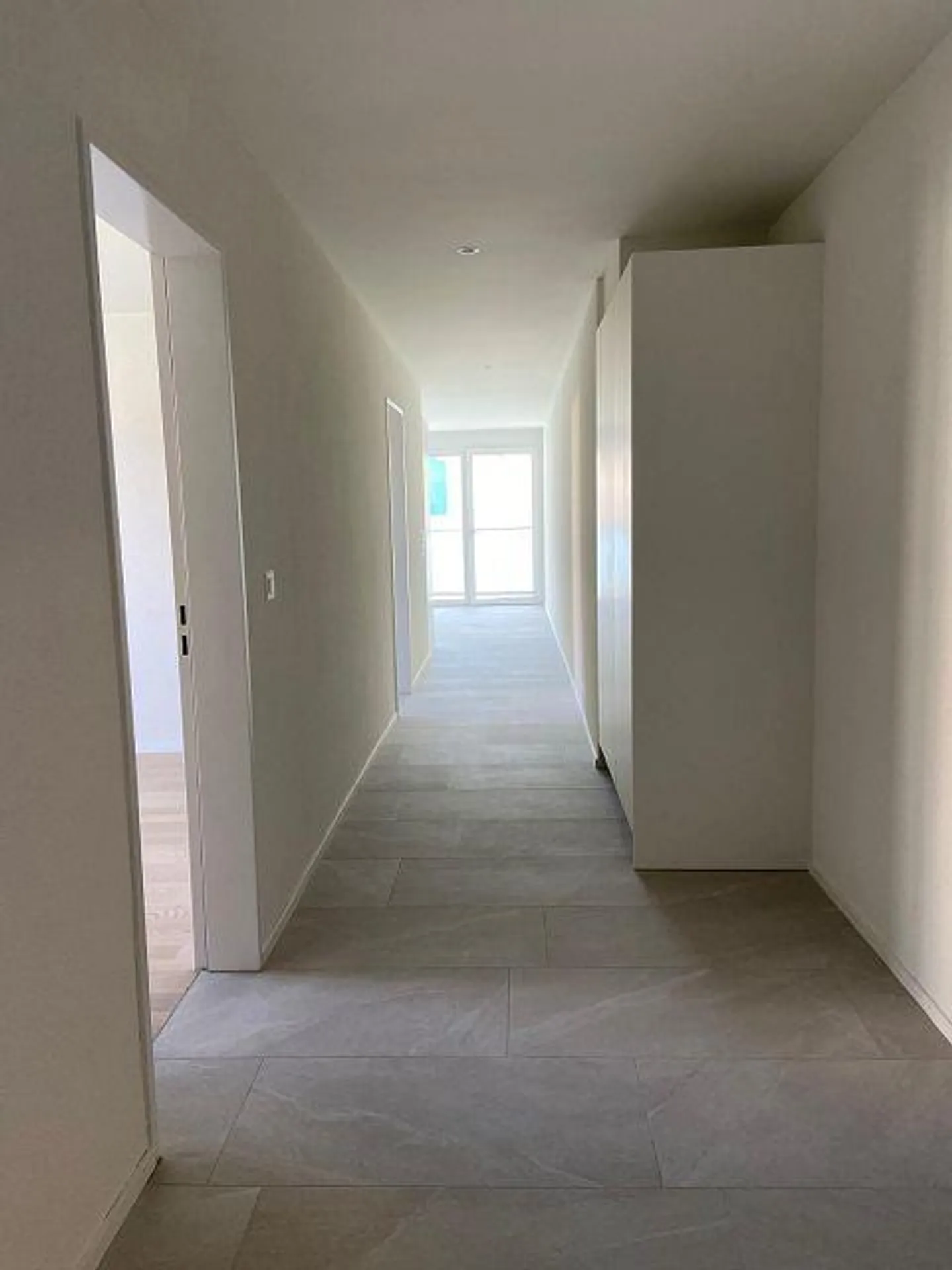 helle und moderne Attikawohnung - Foto 6 von 9