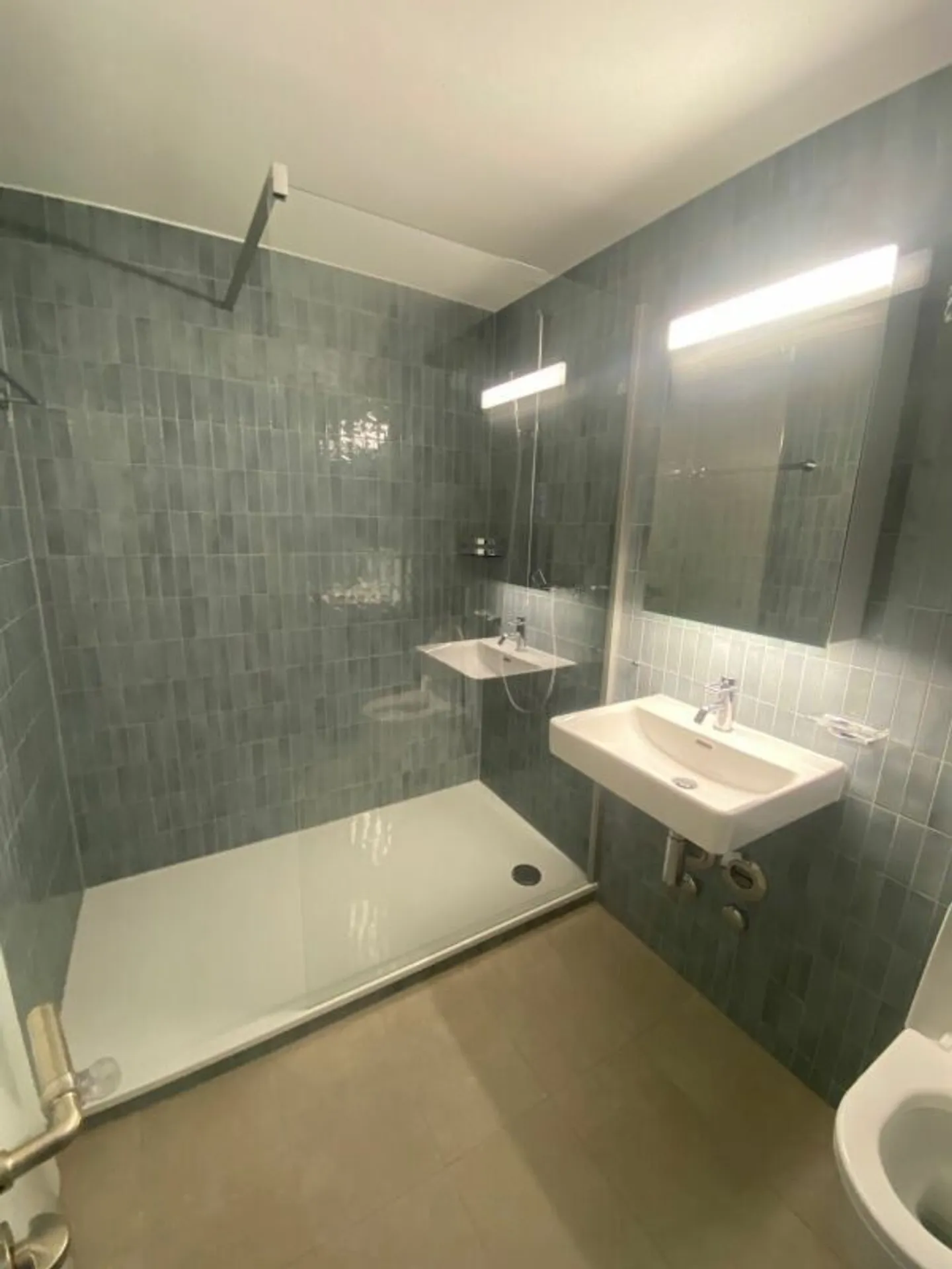 Bel appartement spacieux - Photo 4 sur 6