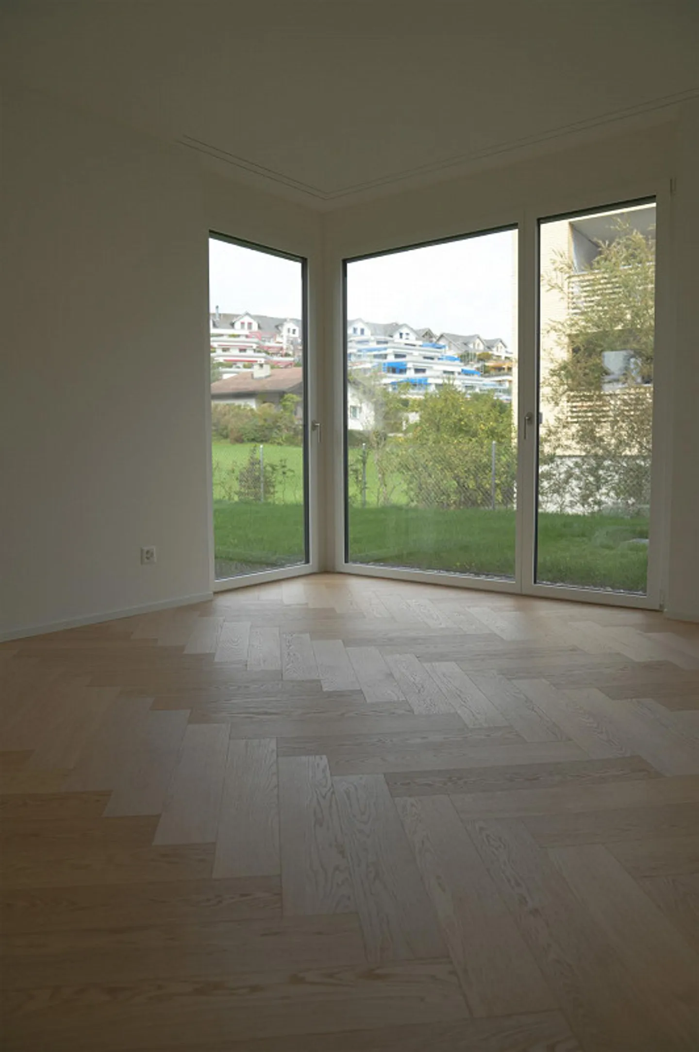 Nouvel appartement de jardin exclusif avec 3,5 pièces, lumineux et dans le meilleur emplacement - Photo 6 sur 11
