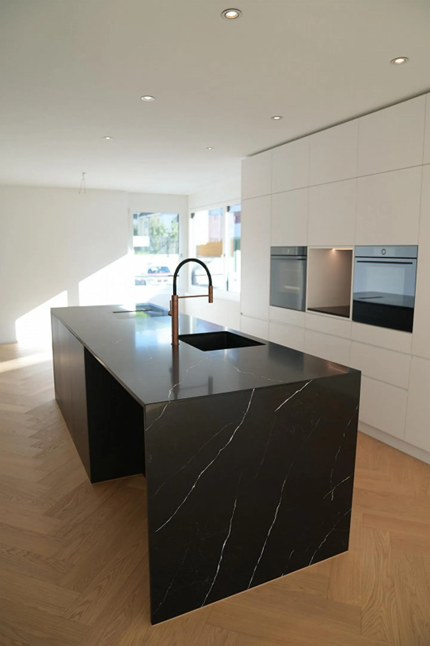 Nouvel appartement de jardin exclusif avec 3,5 pièces, lumineux et dans le meilleur emplacement - Photo 3 sur 11