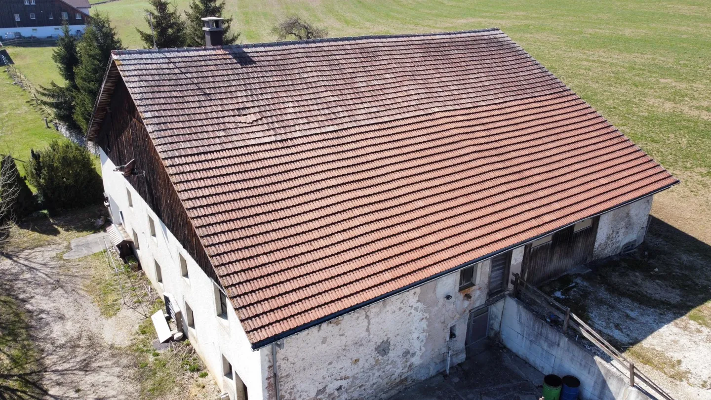 VERKAUFEN - Ausnahme-Bauernhof in den Freibergen mit einzigartigem Potenzial - Foto 6 von 12