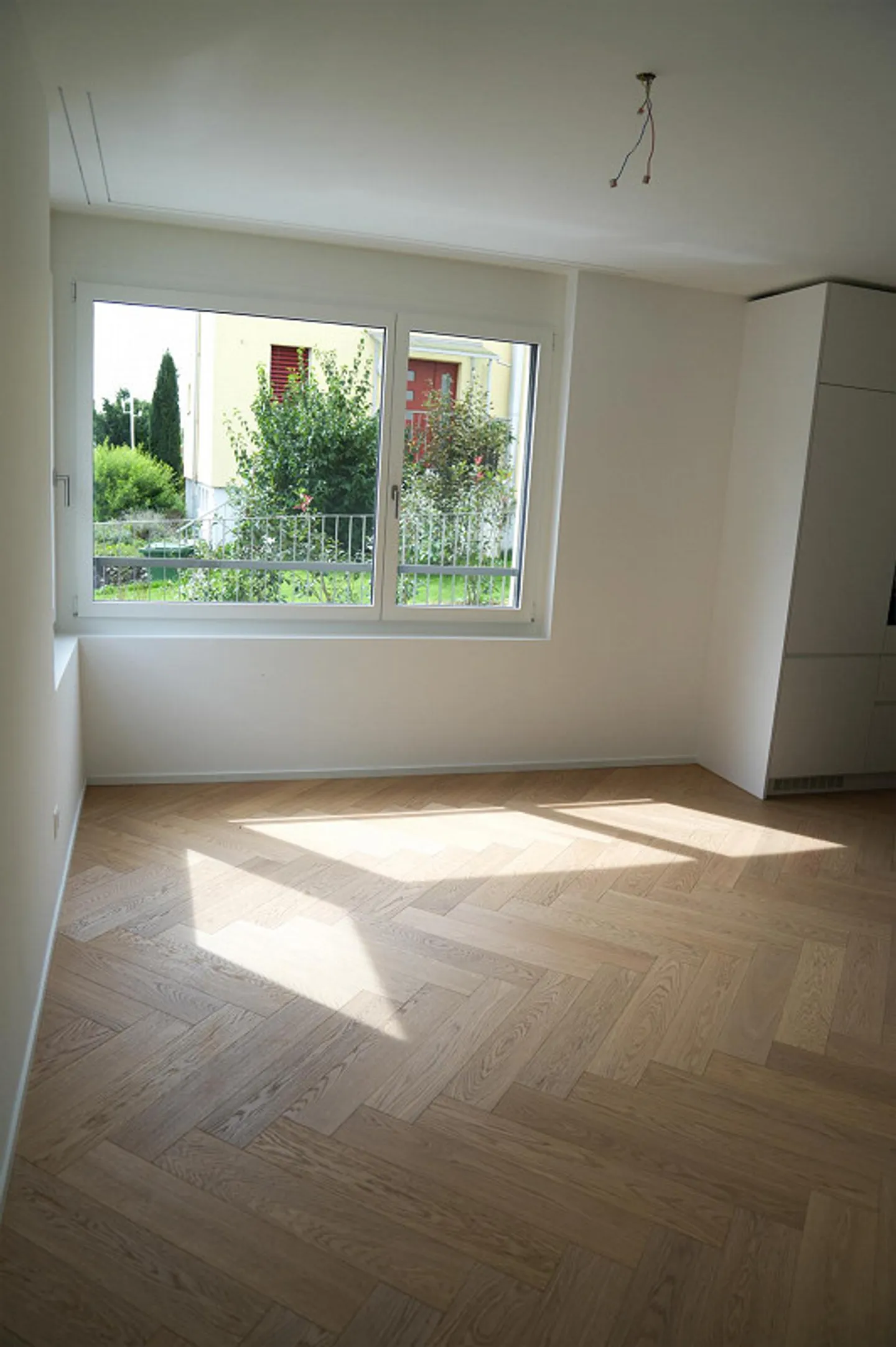 Nouvel appartement de jardin exclusif avec 3,5 pièces, lumineux et dans le meilleur emplacement - Photo 9 sur 11