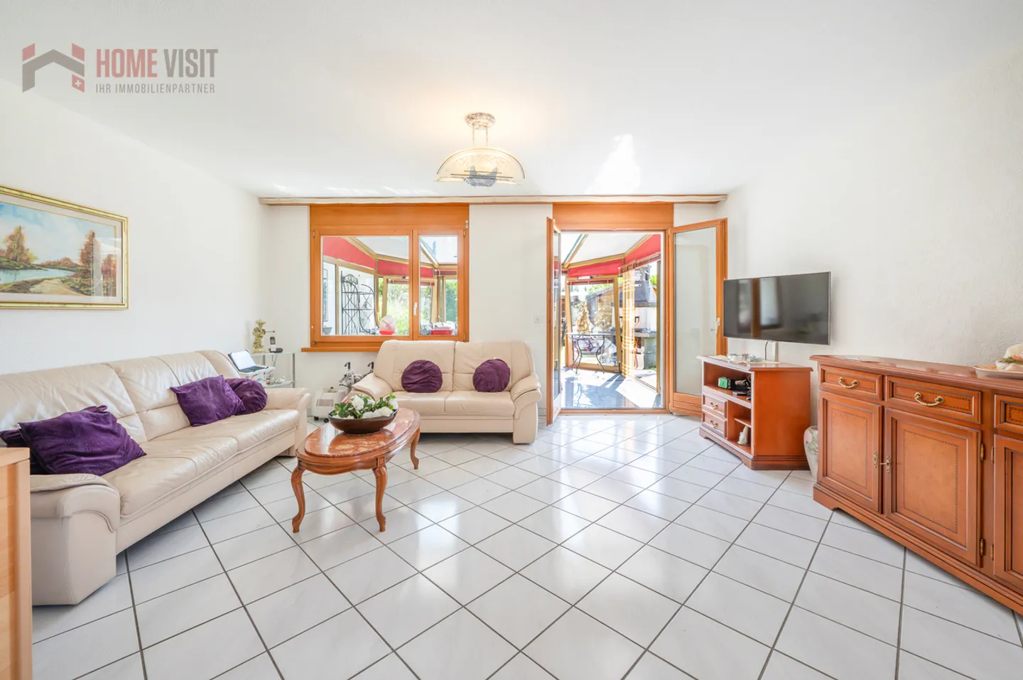 5.5-Room Corner House with Garden, Conservatory & Privacy - Photo 2 of 14