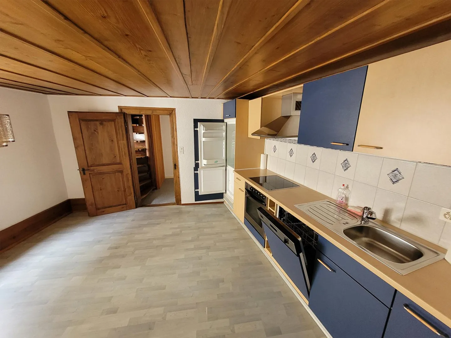 Accogliente appartamento con 3 camere nel centro storico di Liestal - Foto 2 di 9