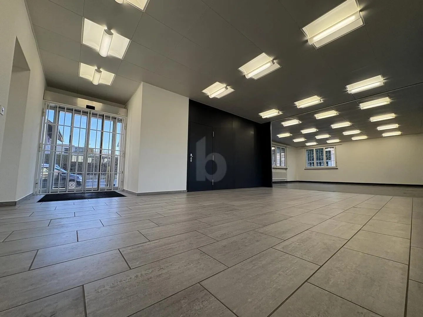 ILLUMINATO CON UNA TOP ACCESSIBILITÀ - Foto 1 di 6