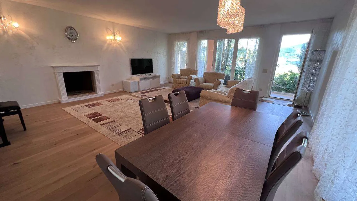 Traumhafte Villa mit Seeblick - Foto 38 von 49