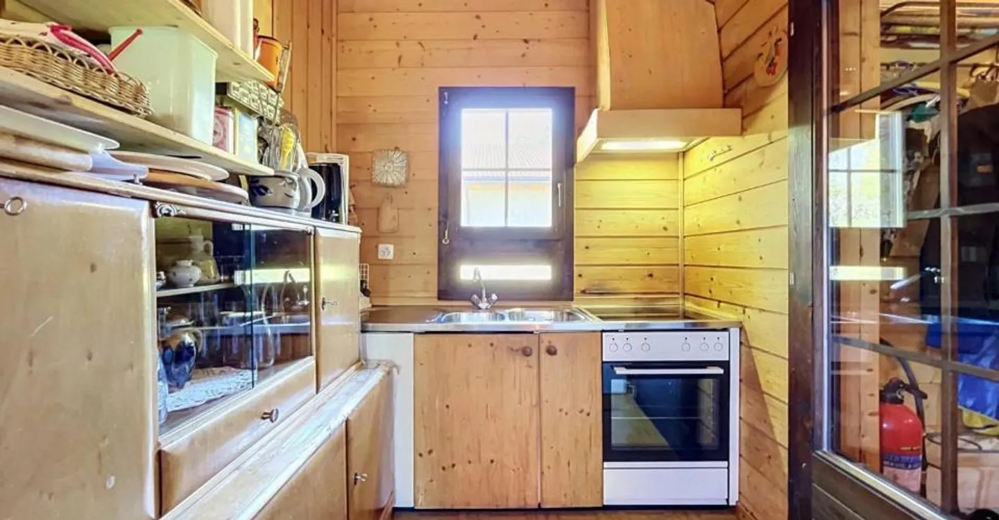 A Charming Retreat in the Heart of the Mountains - Photo 3 of 13