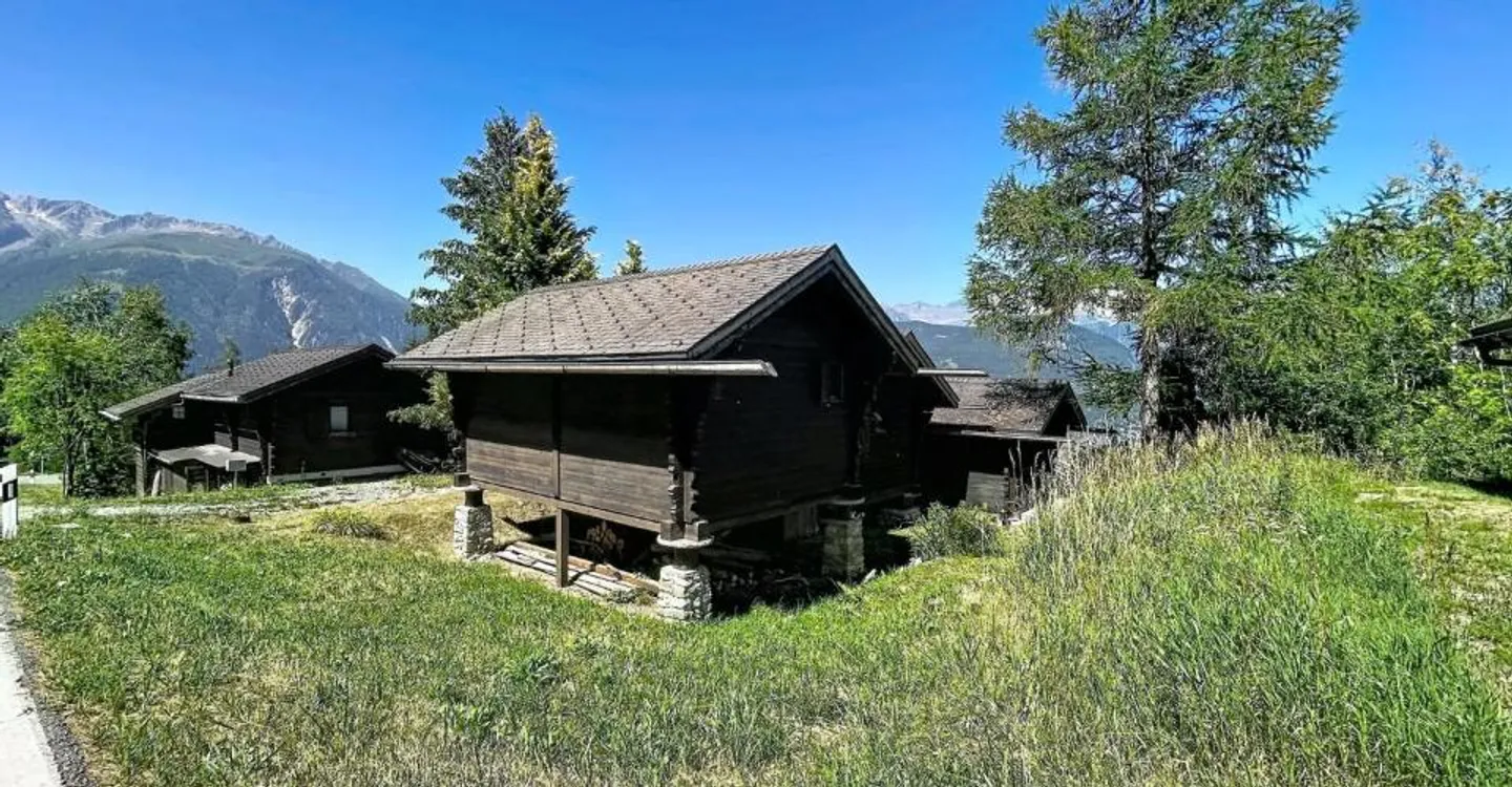 A Charming Retreat in the Heart of the Mountains - Photo 13 of 13