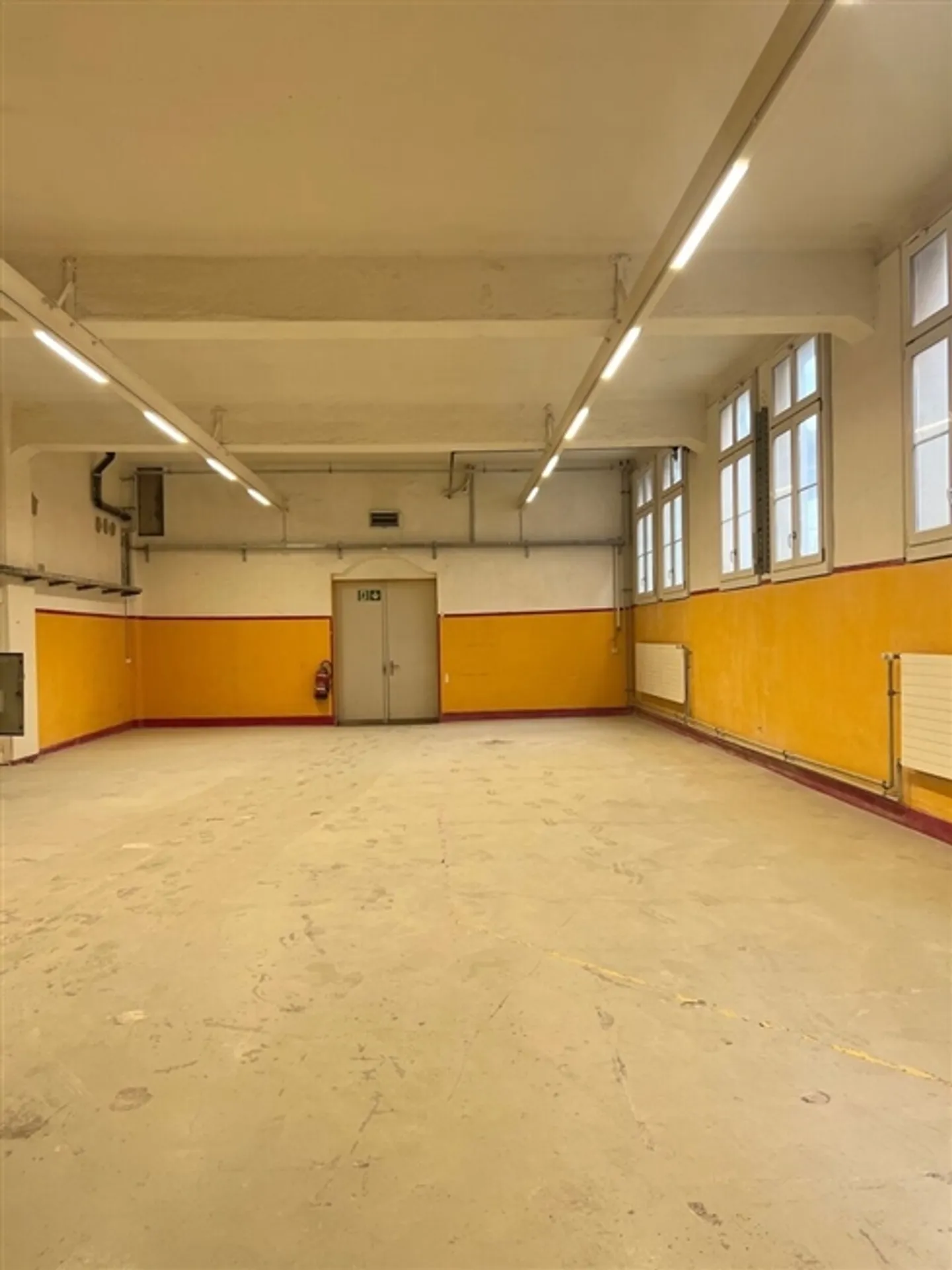 Vielseitige Gewerbefläche in Bürglen - Foto 5 von 5