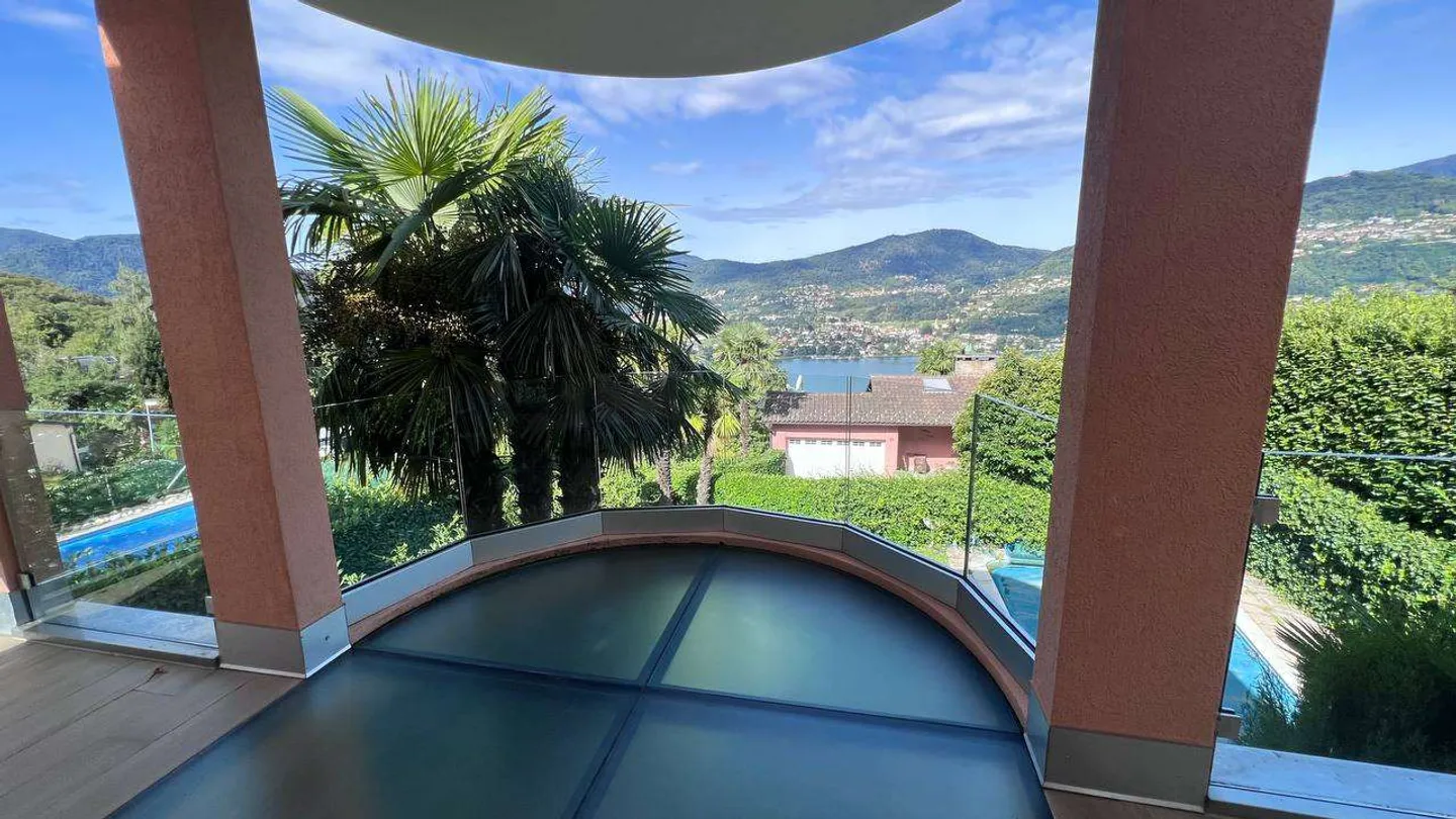 Traumhafte Villa mit Seeblick - Foto 44 von 49