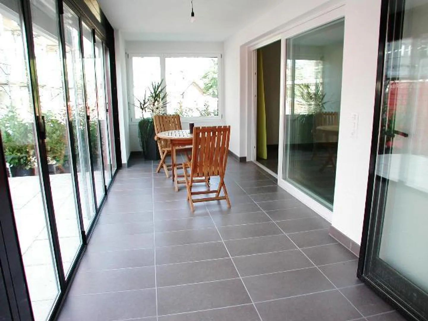 4.5 room apartment on the 1st floor with winter garden - Photo 4 of 9