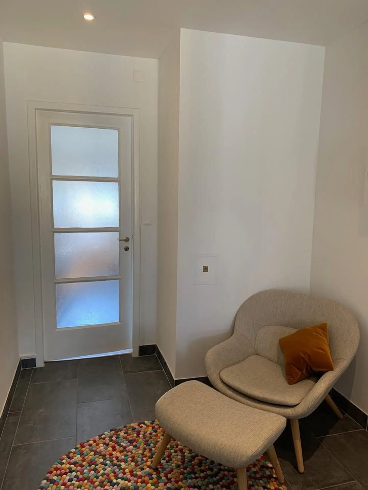 For rent - Furnished 2.5-room apartment in Pâquis, Geneva - Photo 6 of 12