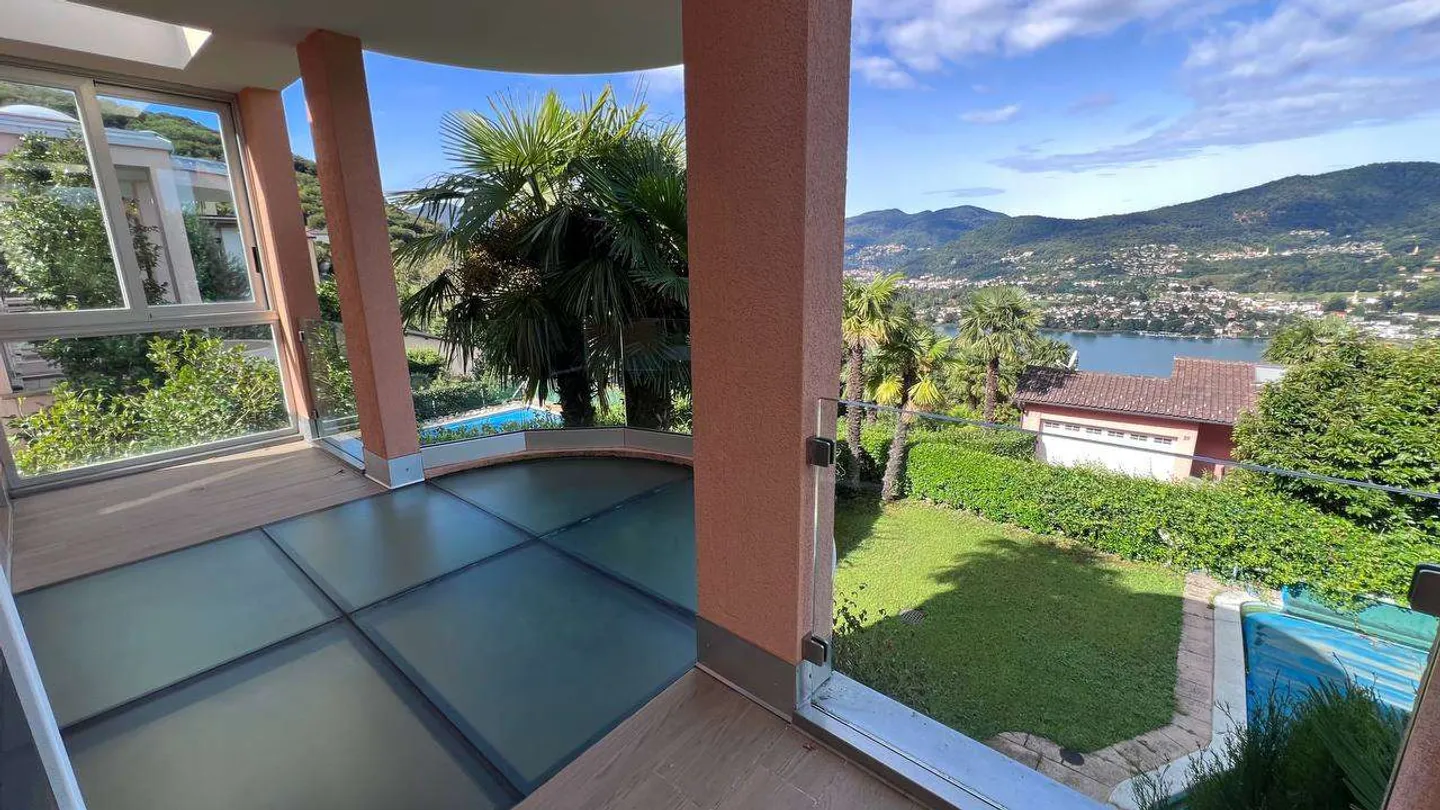 Traumhafte Villa mit Seeblick - Foto 45 von 49