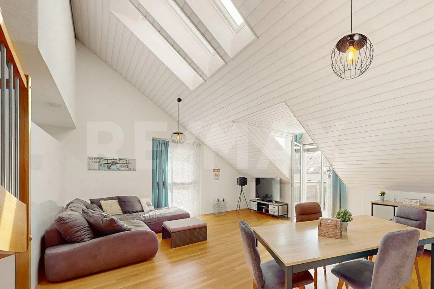 Penthouse Maisonette Apartment, 4.5 Rooms, NWF 123 m², Balcony 14 m², ready to move in... - Photo 3 of 12