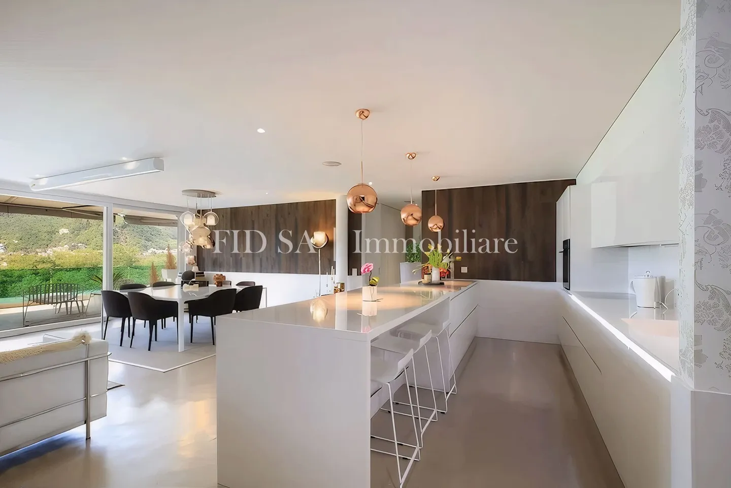 SOLDUNO - Unique design and large terrace with a view of greenery - Photo 2 of 11