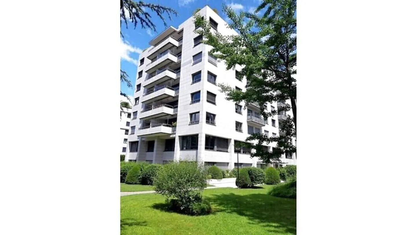 4-ZIMMER-WOHNUNG IN GENF - EAUX-VIVES, MÖBLIERT - Foto 8 von 10