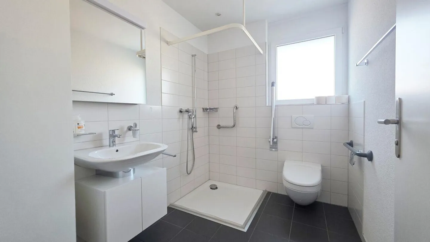 Appartamento ultramoderno in proprietà ben tenuta - Foto 5 di 13