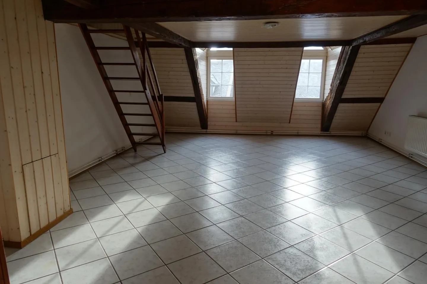 2.5 Room Apartment - Photo 3 of 18