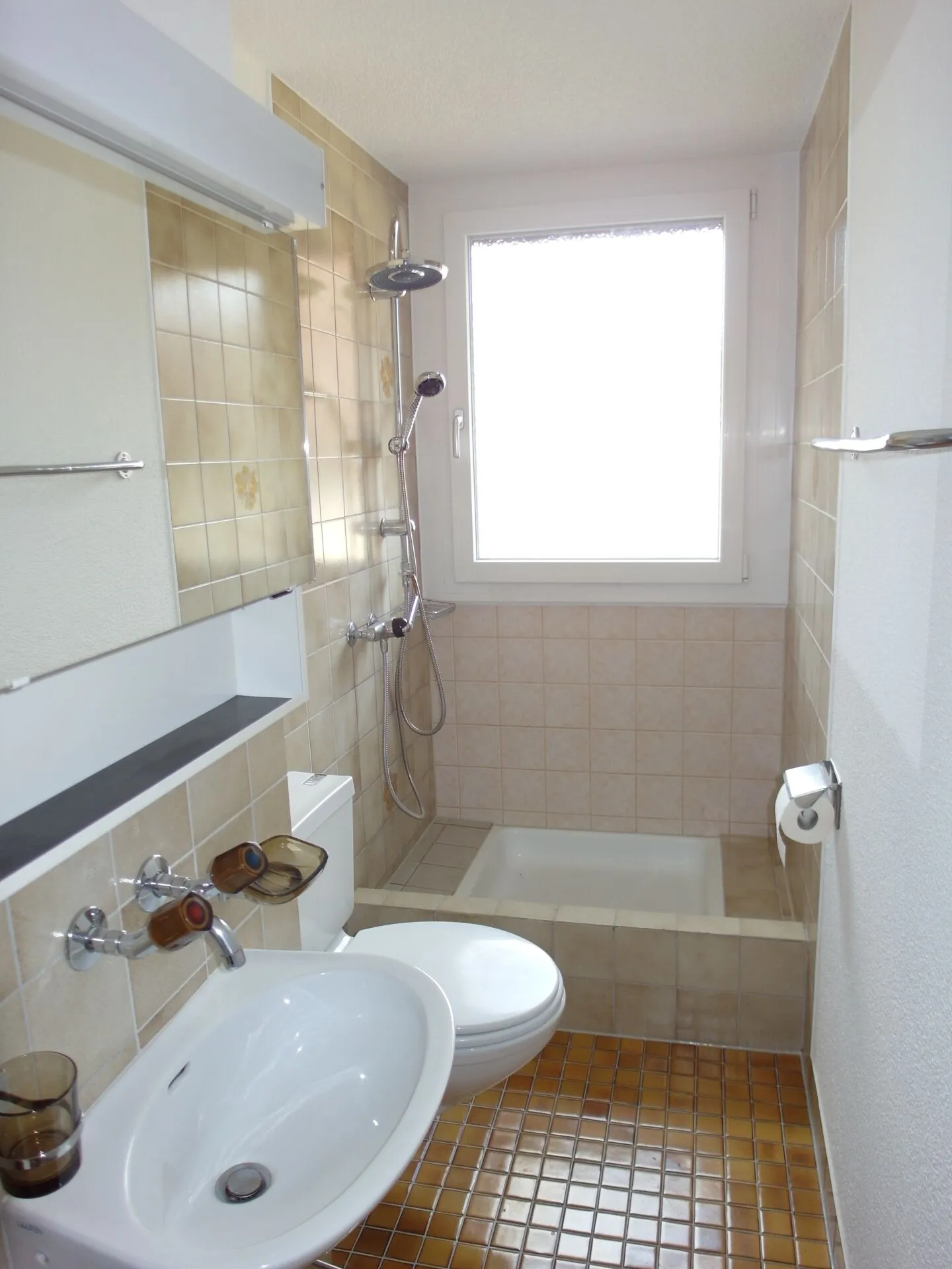 4.5-Room Attic Love with Fireplace & Panoramic View - Photo 3 of 14