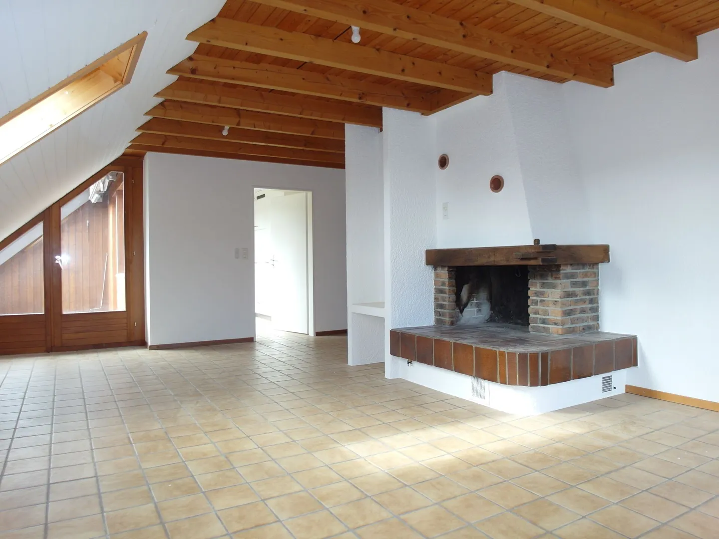 4.5-Room Attic Love with Fireplace & Panoramic View - Photo 1 of 14