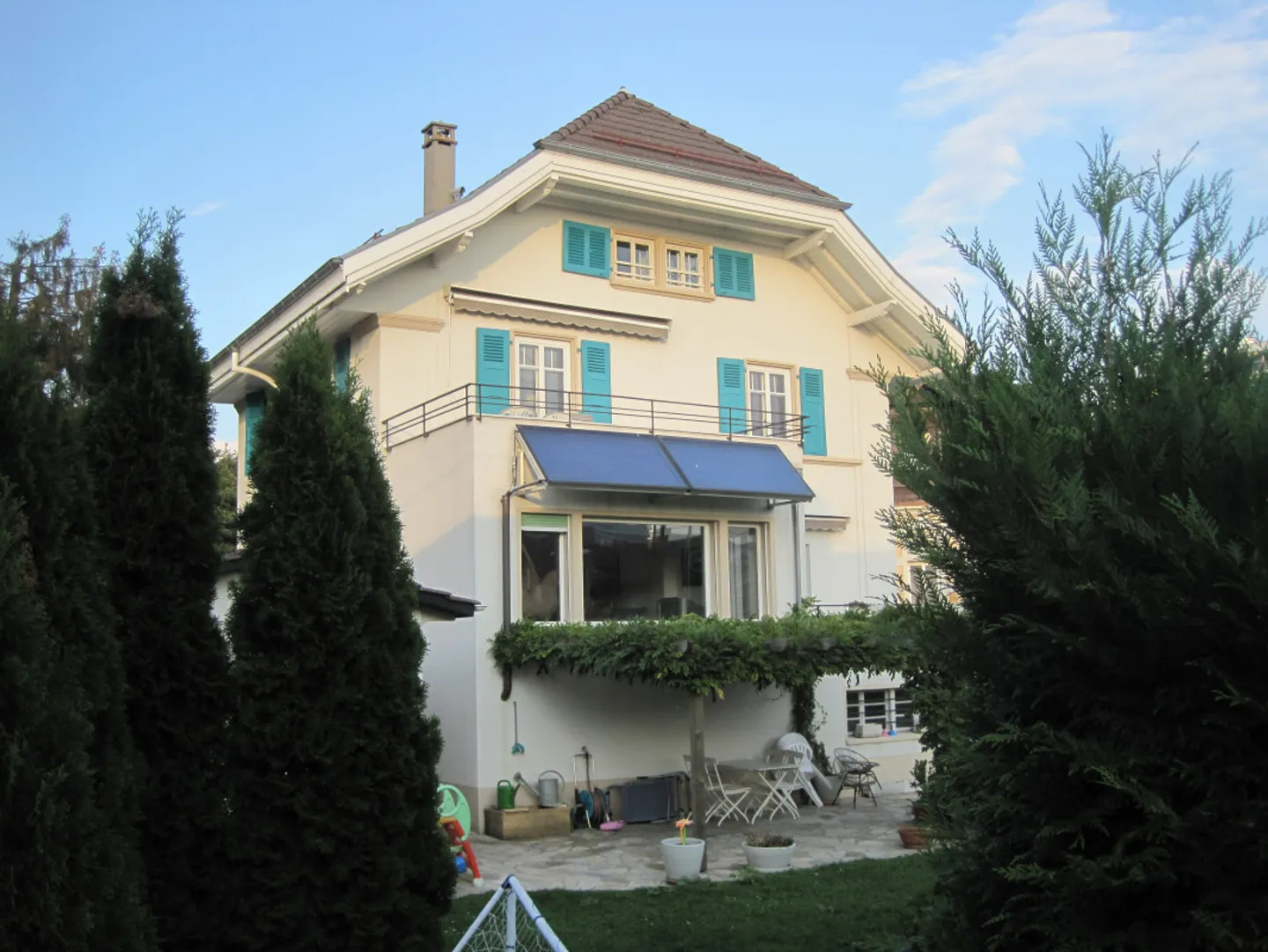 Bellissima casa in affitto degli anni '30, 3 appartamenti, terreno di 582 m2 - Foto 12 di 12