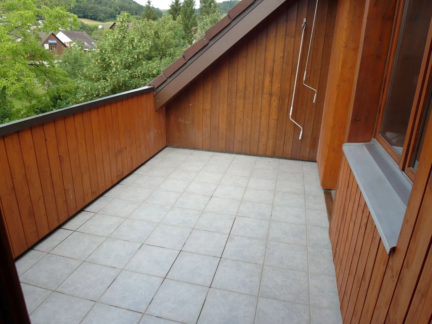 4.5-Room Attic Love with Fireplace & Panoramic View - Photo 11 of 14