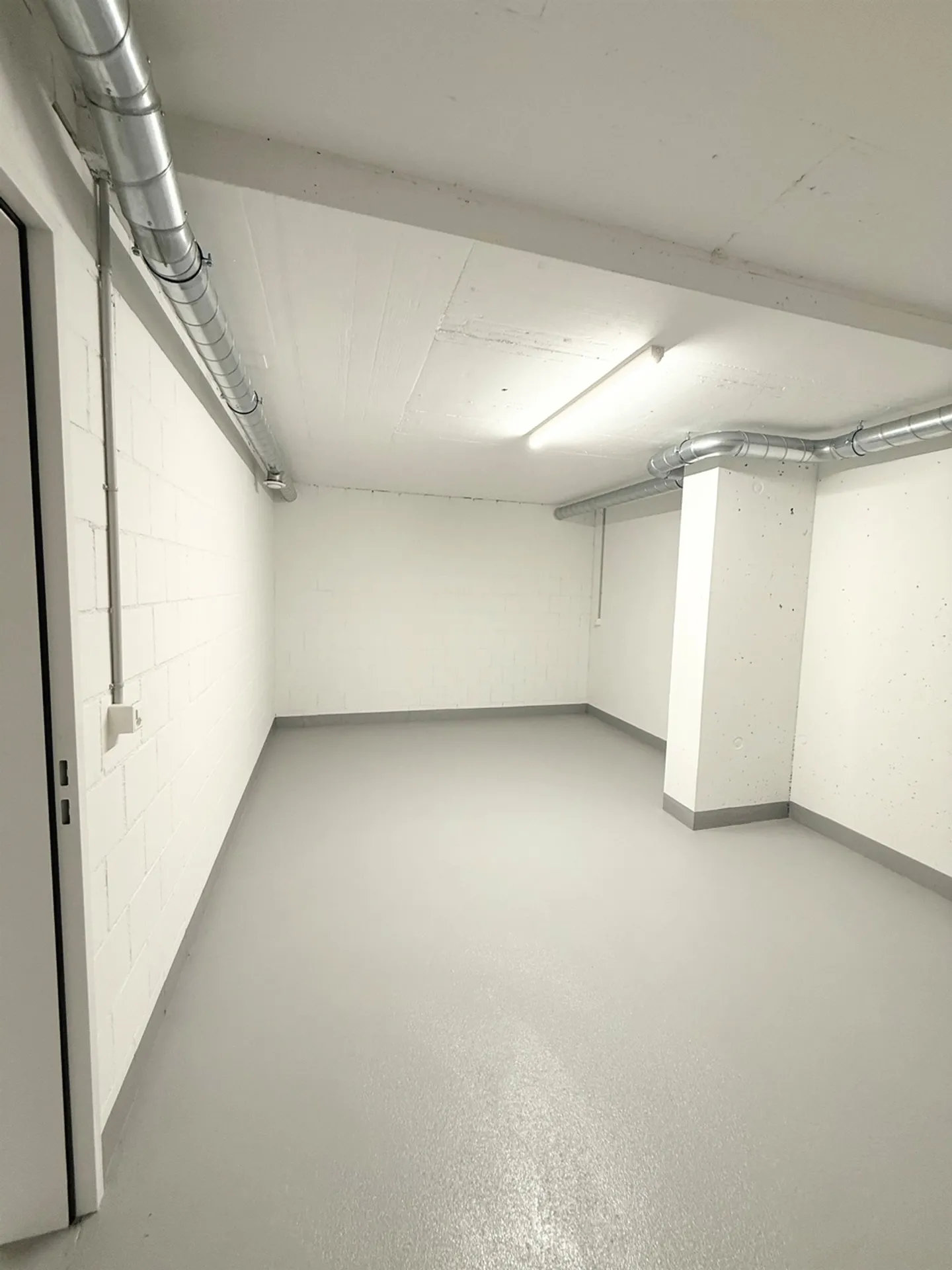 Spazio di archiviazione in affitto - Foto 3 di 7