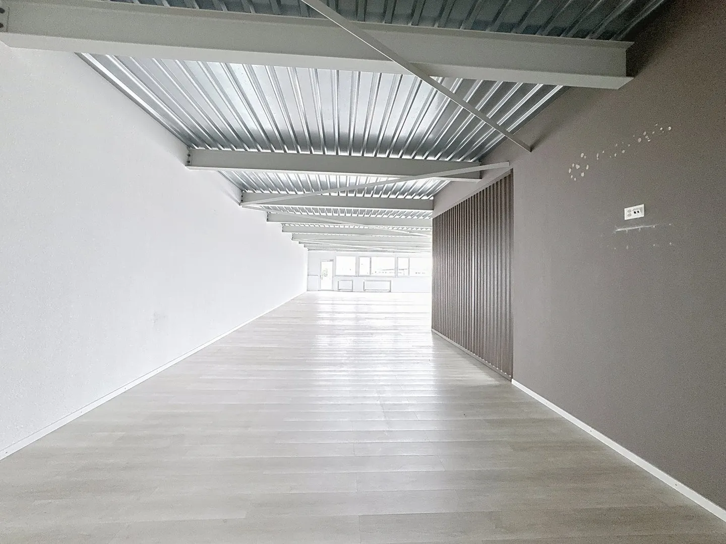 RENT - Commercial space in Rossens - Photo 4 of 5