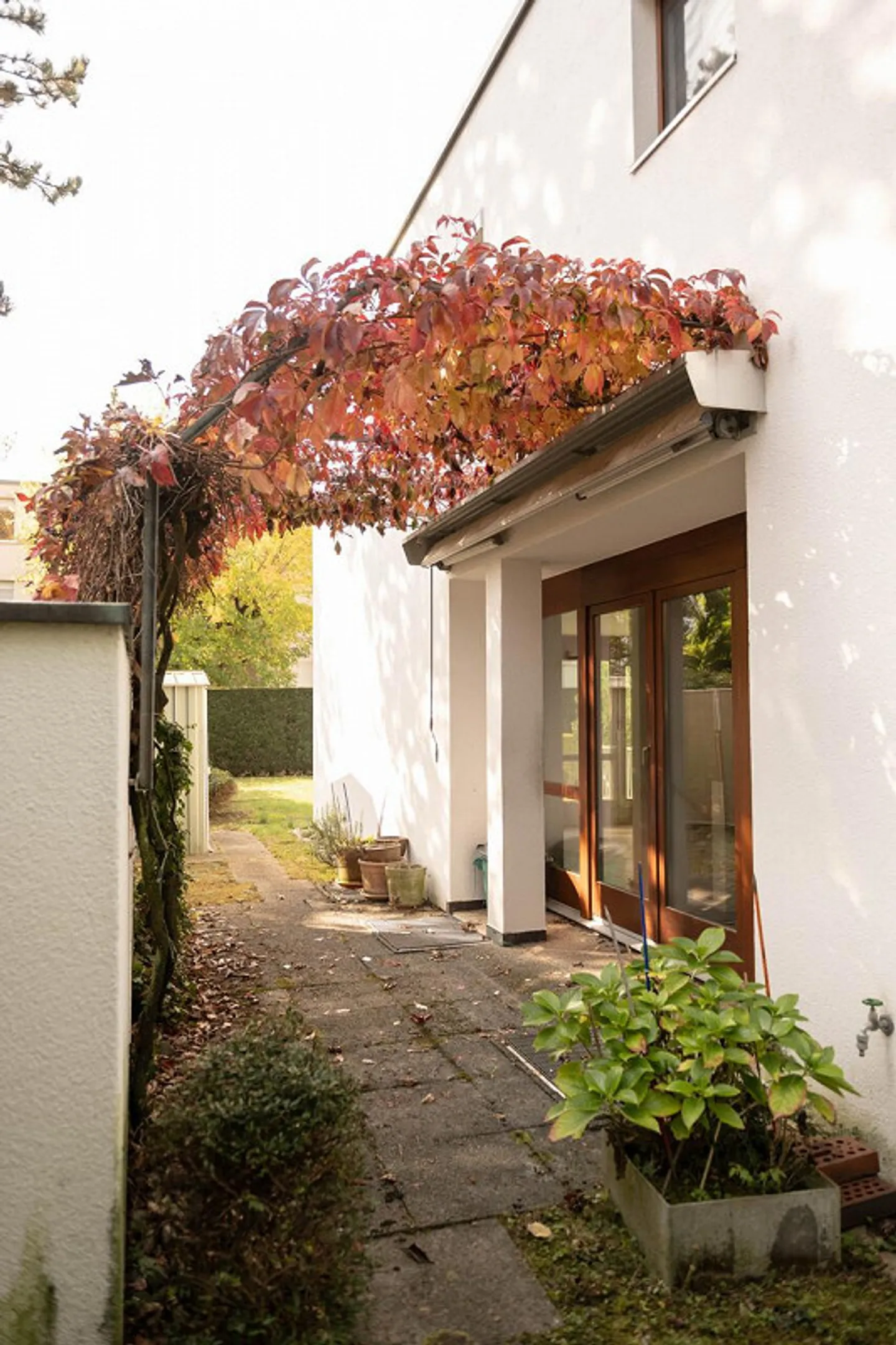 4 1/2-Room Single Family Home in a Quiet, Family-Friendly Residential Area - Photo 8 of 9