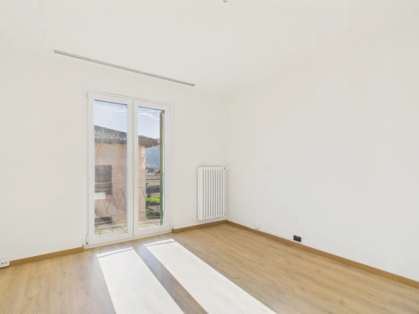 Immeuble résidentiel à vendre - Photo 1 sur 12