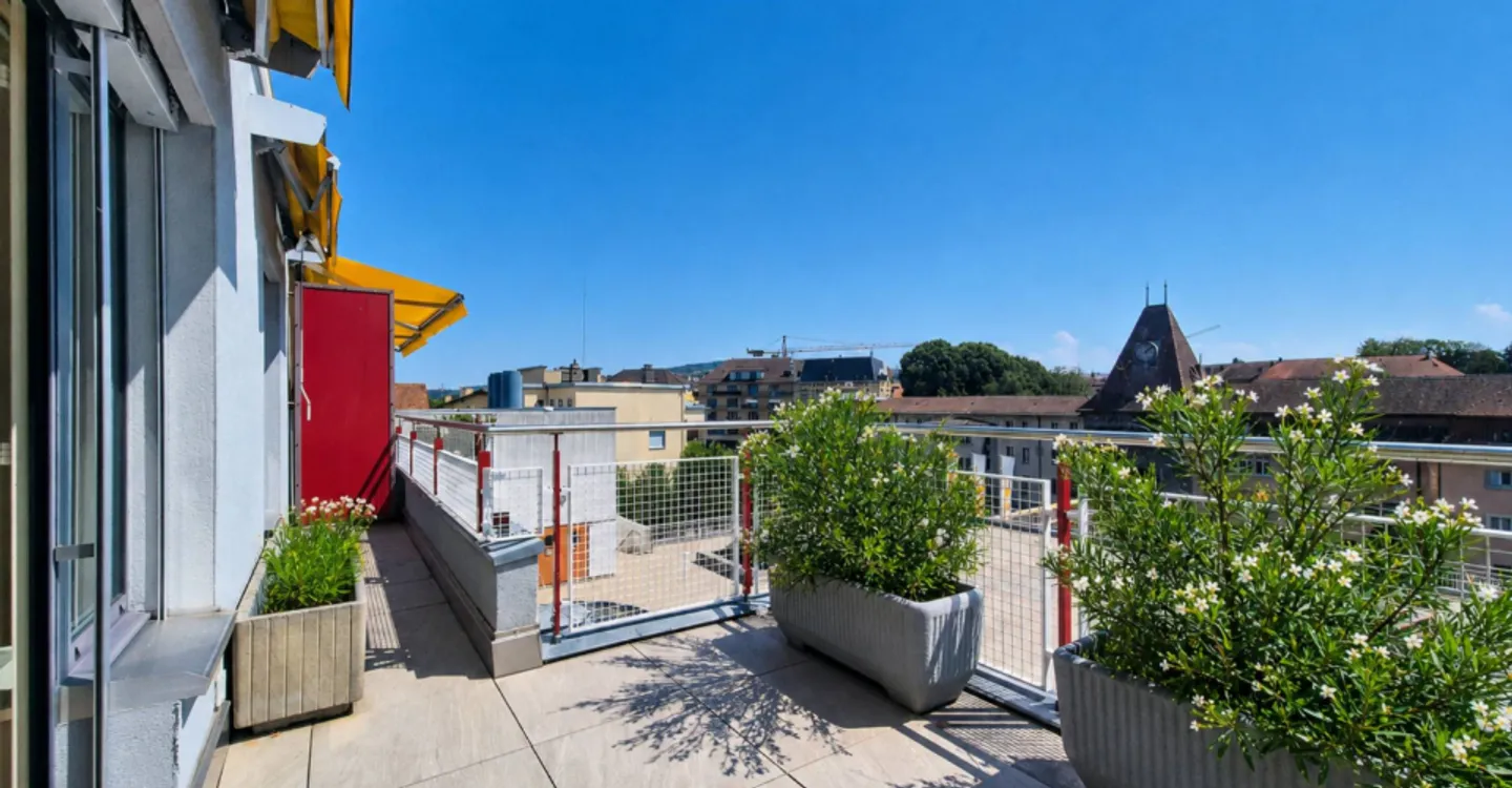 Elegant 4.5-room apartment with two balconies in the heart of Yverdon-les-Bains - Photo 12 of 12
