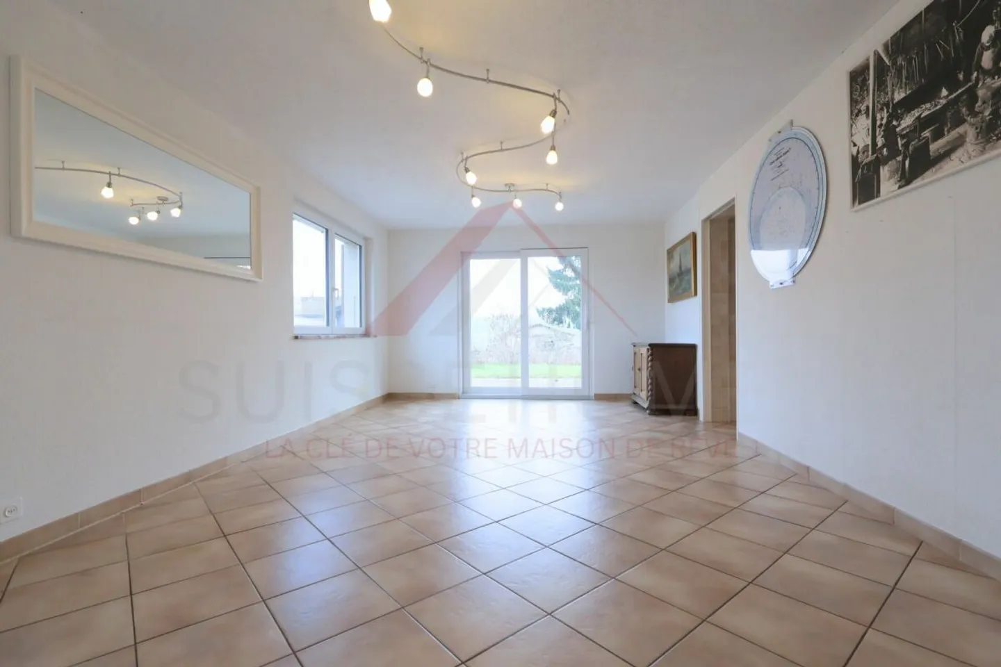 Elegant single-family house with large plot, pool, and family comfort – 1745 La Brillaz - Photo 11 of 29