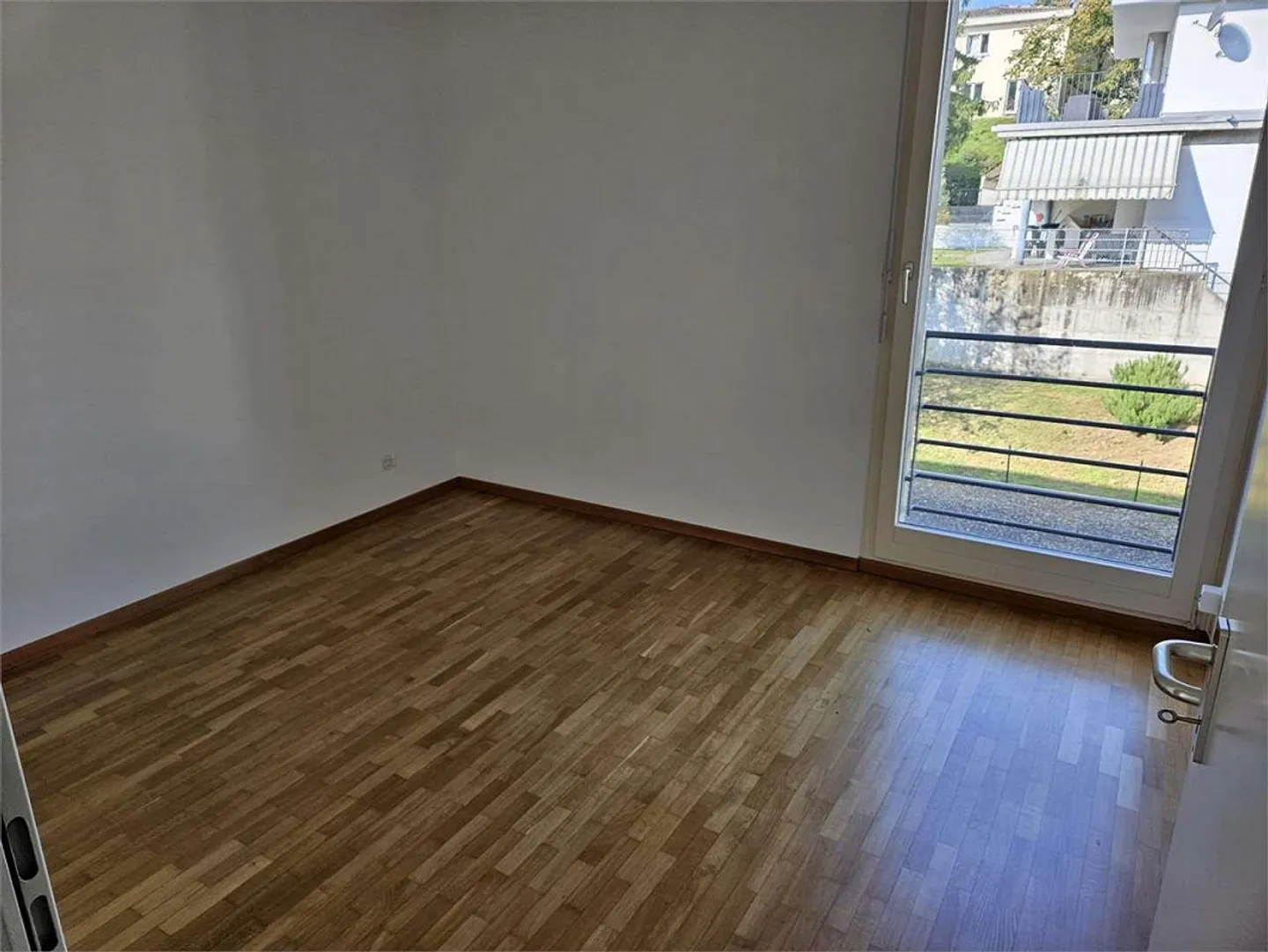 Porza, 3.5 Rooms with Balcony - Photo 9 of 12