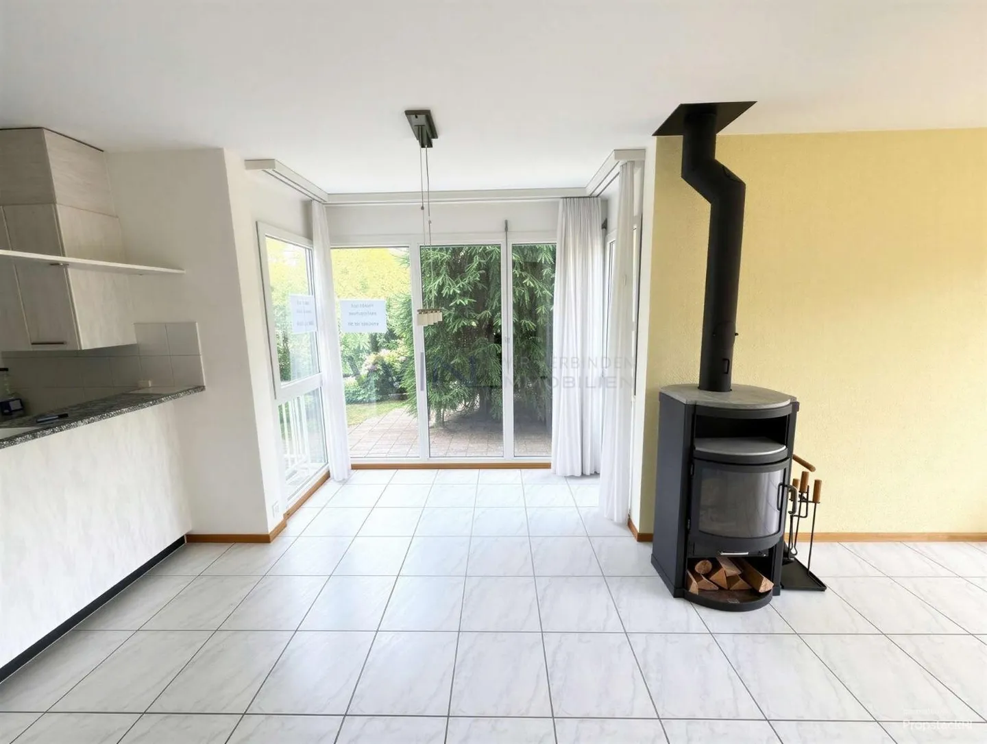 Geräumiges Familienhaus mit Garten - Foto 6 von 9