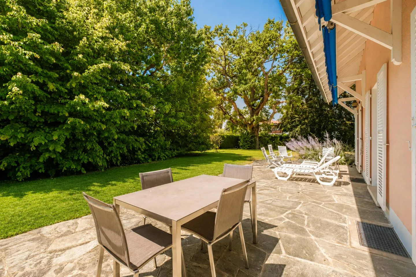 Villa Charmante avec Potentiel - Photo 5 sur 8