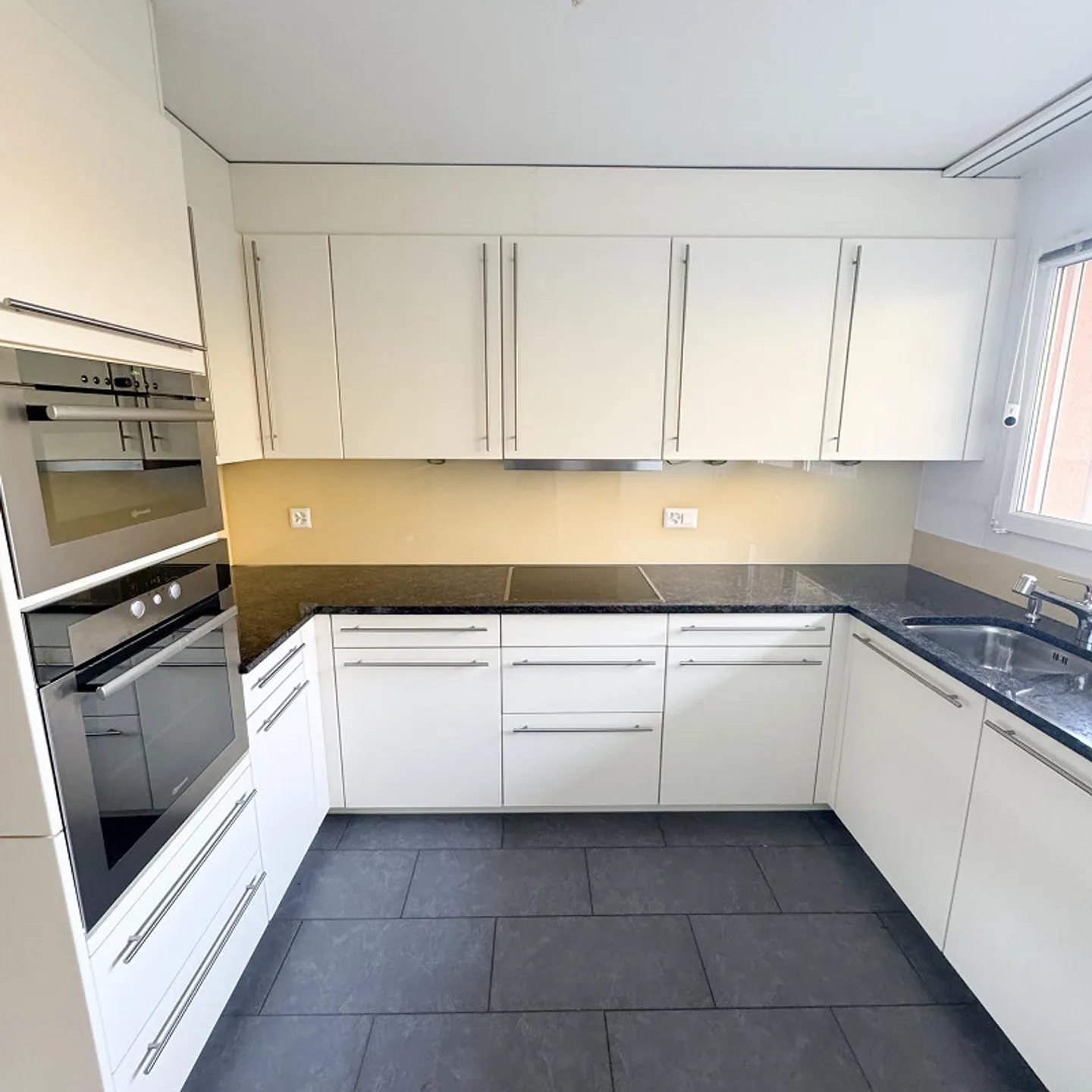 Wohnen mit Freiraum – mit zwei Aussenbereichen - Foto 4 von 16