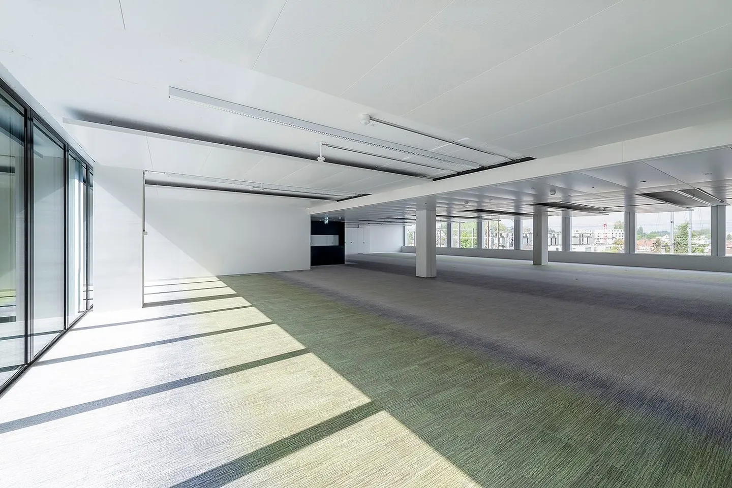 Espace de bureau premium dans l'Ambassador House - Photo 12 sur 14