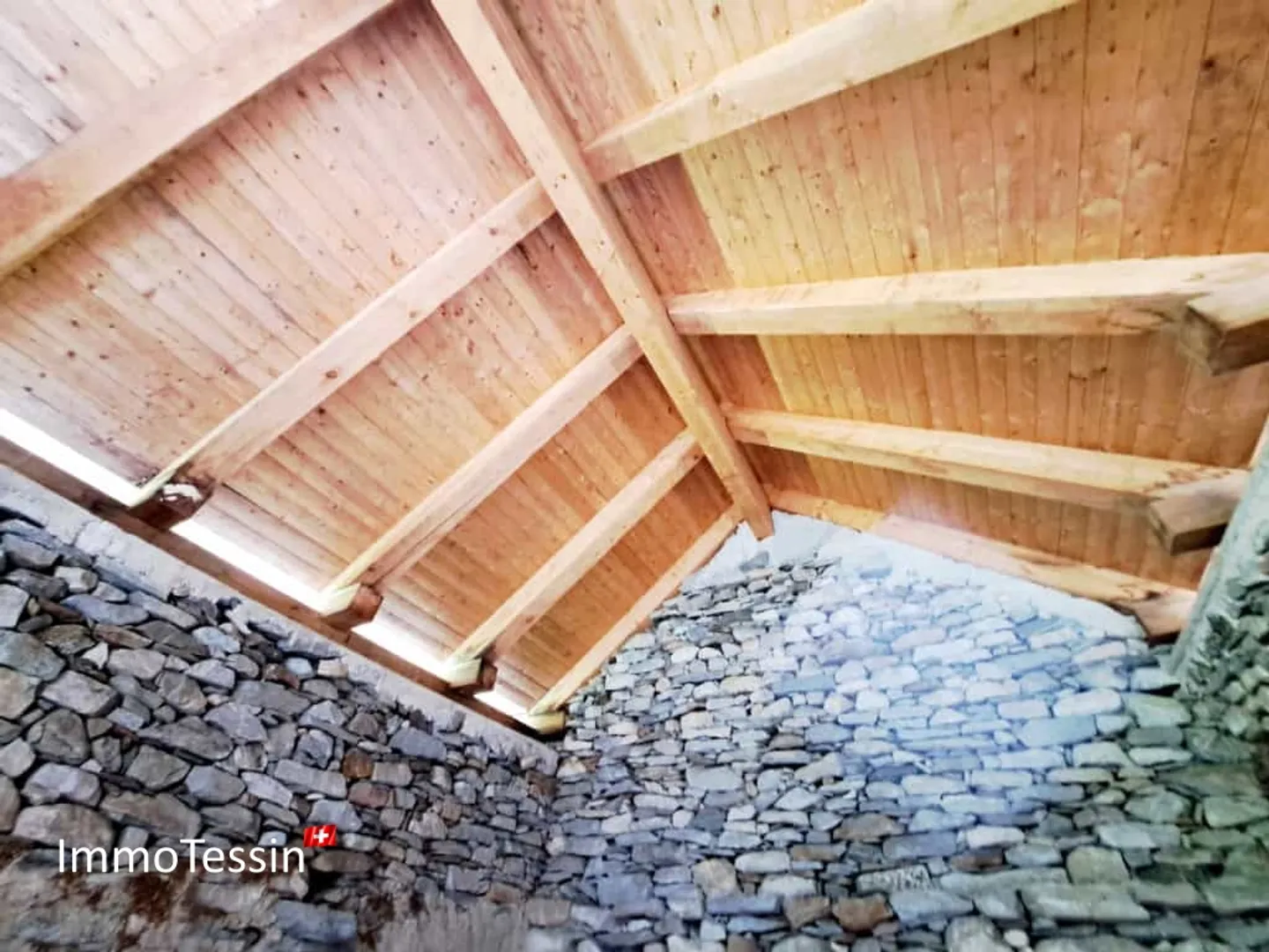 Il tuo sogno rustico a Maggiatal con permesso di costruzione - Foto 6 di 13