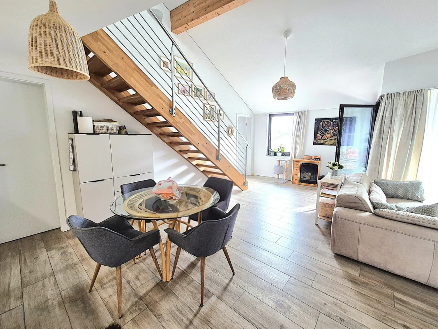 Superbo attico duplex Minergie di 4,5 locali a due passi dal lago - Foto 4 di 11