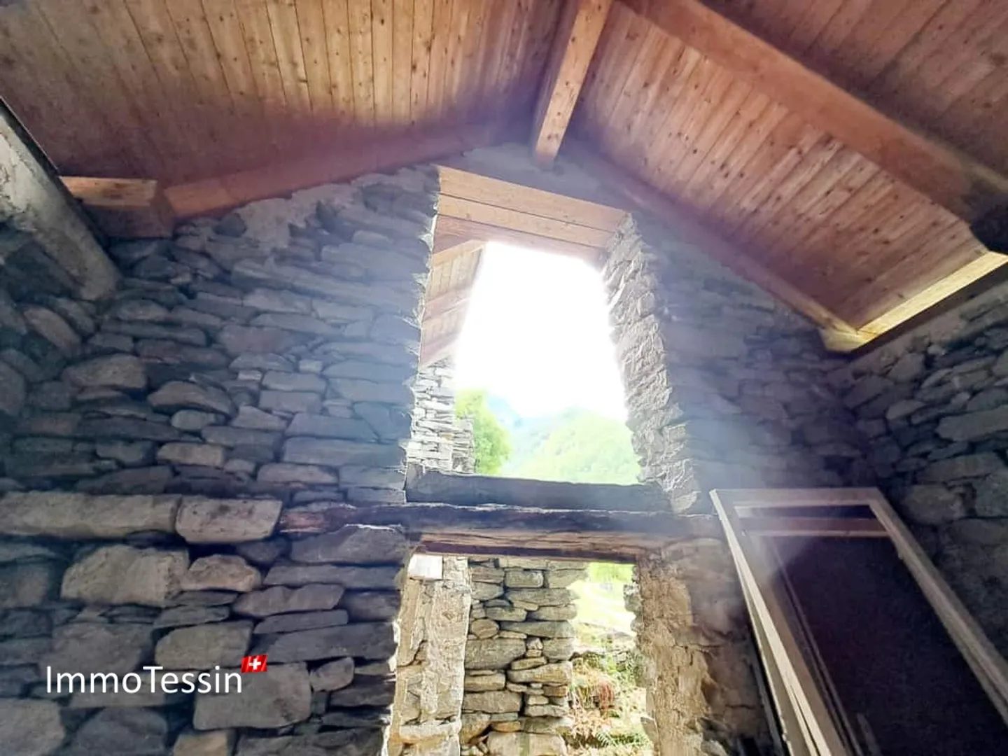 Il tuo sogno rustico a Maggiatal con permesso di costruzione - Foto 7 di 13