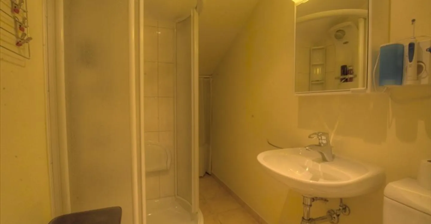 Magnificent 5.0-room duplex apartment in the village center - Photo 9 of 13