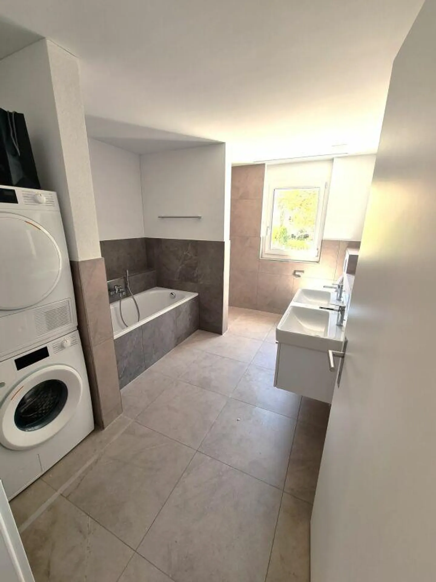 Erstbezug 3.5 Zimmerwohnung am Entenbach - Foto 2 von 8