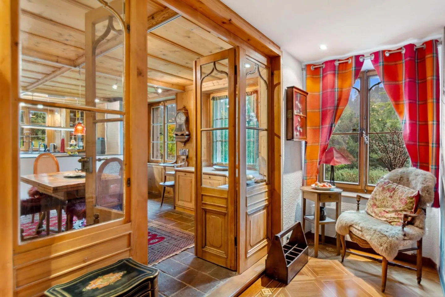 Elegant Master House with Tennis Court - Photo 12 of 13