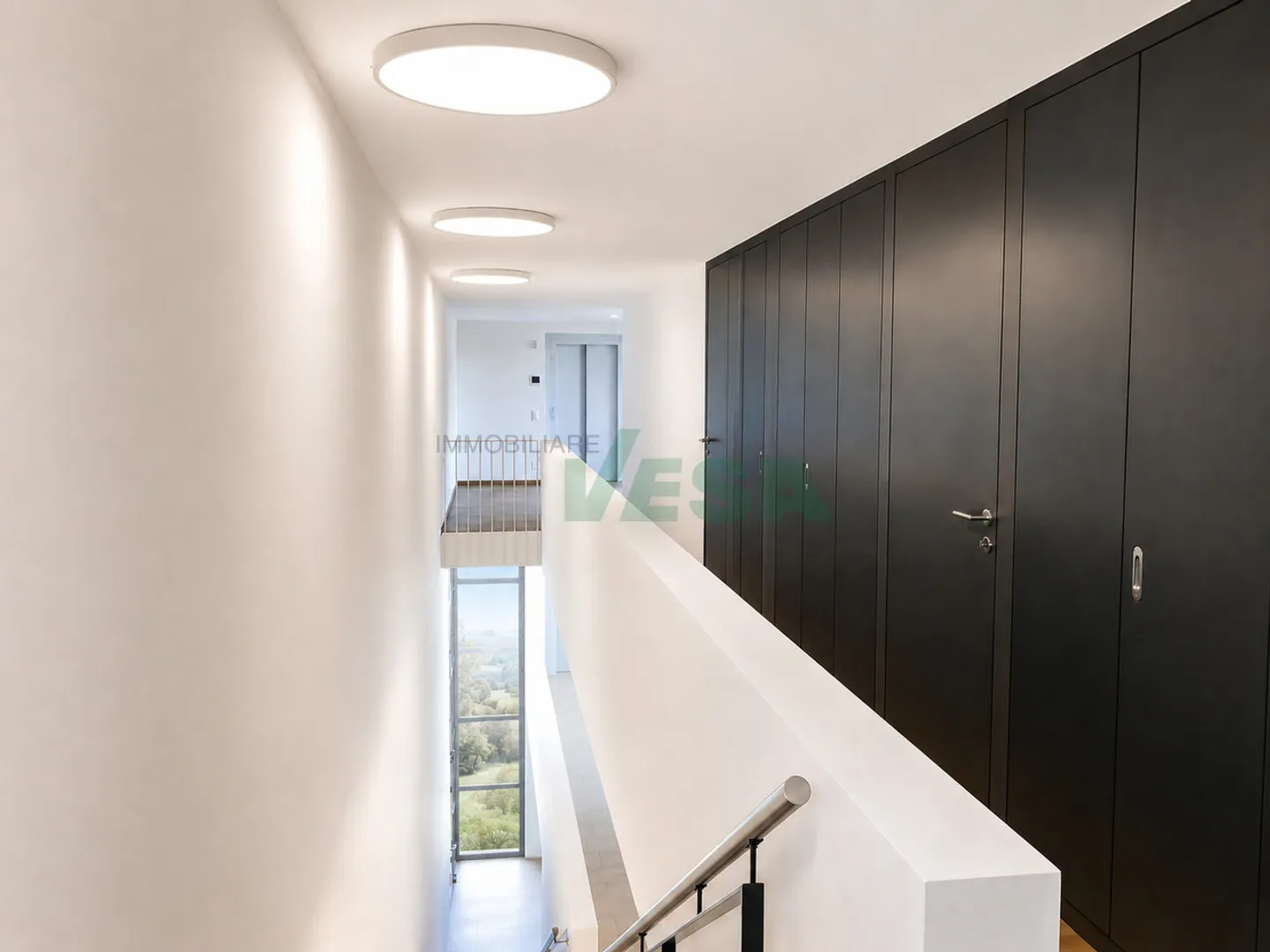 Comfortable and spacious modern villa in an idyllic location - Photo 7 of 15